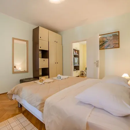 804 * Poreč