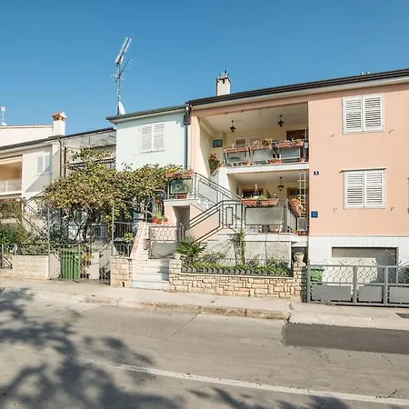 804 Apartment *